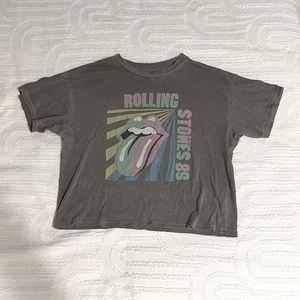 cropped rolling stones t-shirt
